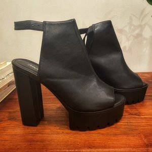 Bad A$$ PUBLIC DESIRE HEELS